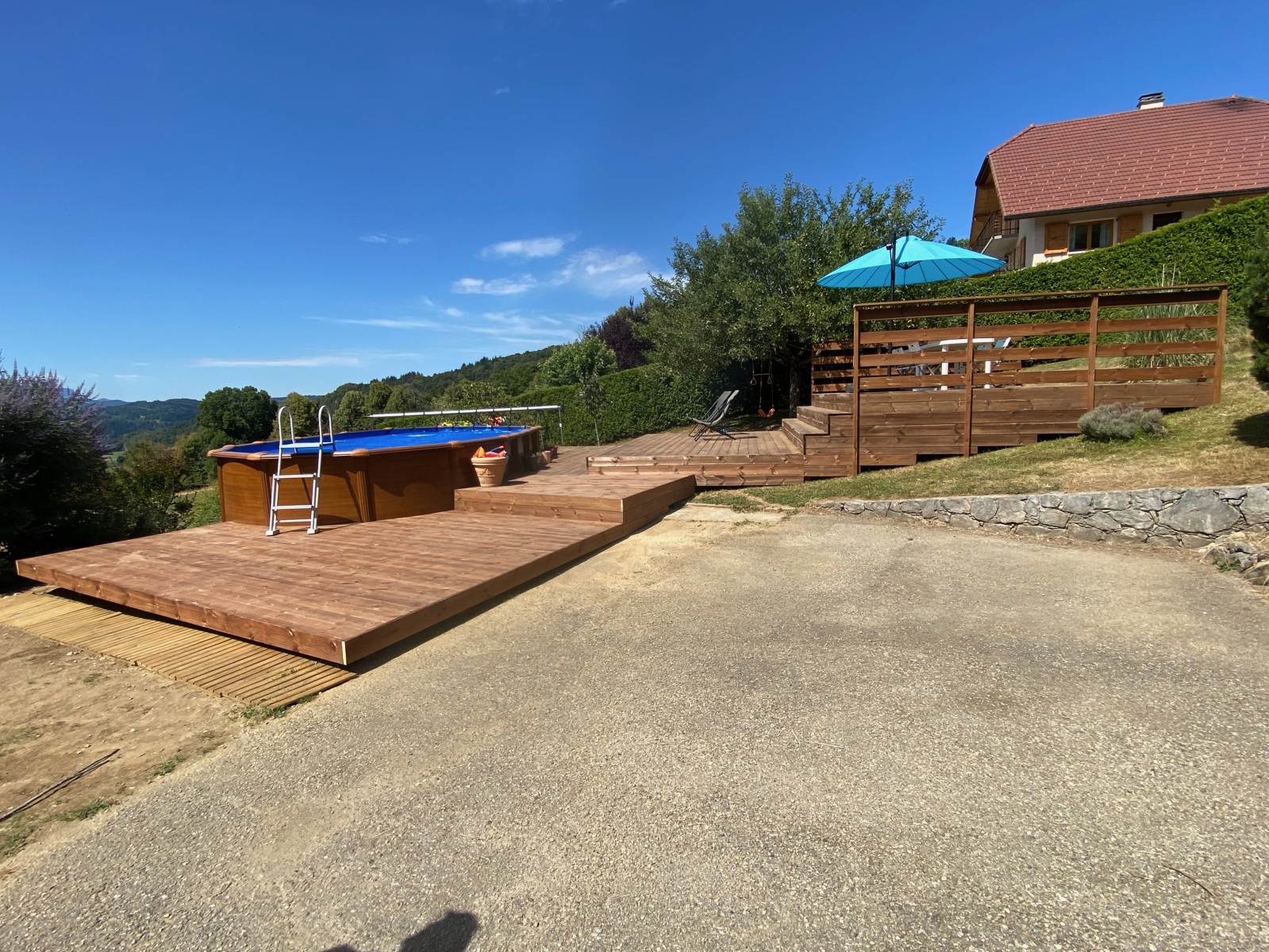 Spécialiste du spa extérieur haut de gamme, 100% personnalisable avec pose incluse à Aix-les-Bains en Savoie