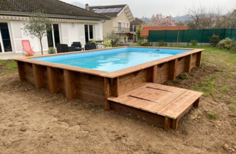 Piscine semi-enterrée à Voiron